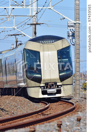 Railway Private Railway Tobu Nikko Line Limited Express Liberty Kinu No. 122 Series 500 97459565