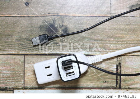 USB充電器 USB充電器 97463185