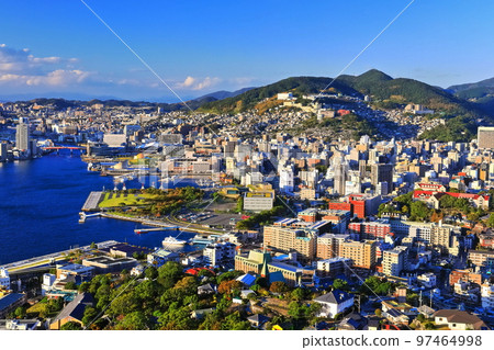 [Nagasaki Prefecture] A clear view of Nagasaki from Mt. Nabekanmuri 97464998