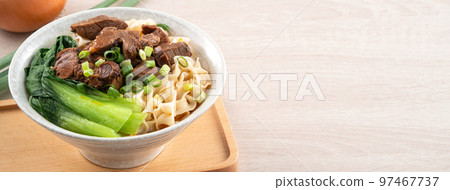 牛肉麵 牛肉 麵 麵條 Beef noodle soup ビーフヌードル 97467737