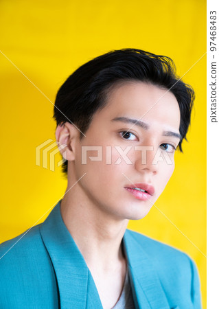 年輕人韓國美容護髮護膚 97468483