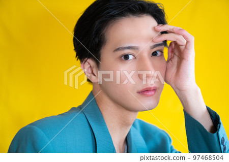 Young man Korea beauty hair care skin care 97468504