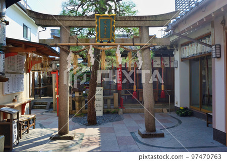 Kyoto City Higashi Shrine 97470763