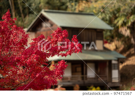 岡山縣指定名勝，與岡山的後樂園、津山的書樂園並列 97471567