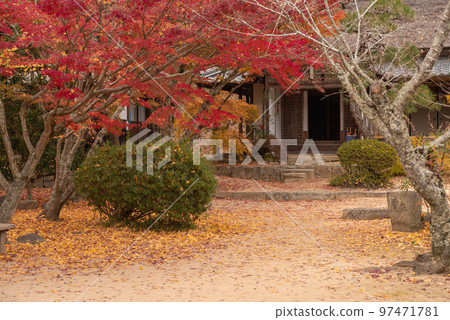 Okayama Prefecture's designated scenic spot, along with Okayama's Korakuen and Tsuyama's Shurakuen Okayama Prefecture's designated scenic spot, along with Okayama's Korakuen and Tsuyama's Shurakuen 97471781