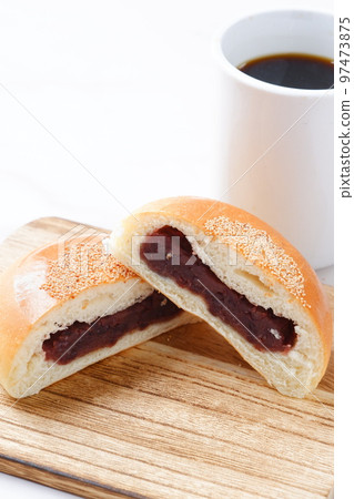 麵包和咖啡簡餐 97473875