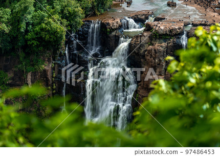 Magnificent views of the Iguazu Falls 97486453