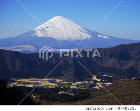 從箱根 Enmadai 看富士山和晴空 1 月風景,富士山 661 Owakudani view H4.3 Enmadai 從箱根 Enmadai 看富士山和晴空 1 月風景,富士山 661 Owakudani view H4.3 Enmadai 97495283