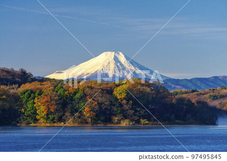 Mt.Fuji seen from Lake Sayama in winter with blue sky Mt.Fuji seen from Lake Sayama in winter with blue sky 97495845