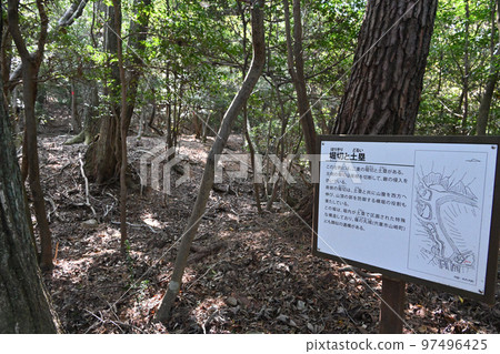 播磨城山城登山步道和黑輪 播磨城山城登山步道和黑輪 97496425