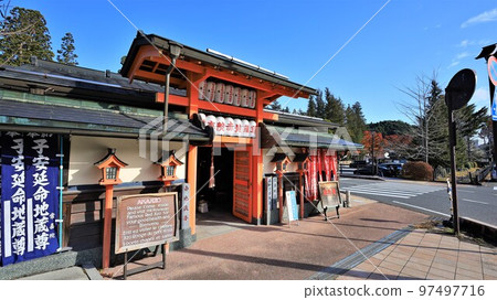Jokiin Red Jizoson (Koya Town, Wakayama Prefecture) Jokiin Red Jizoson (Koya Town, Wakayama Prefecture) 97497716