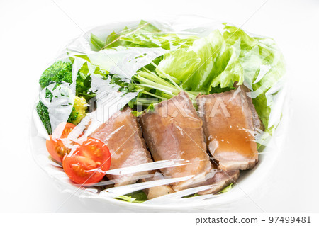 Wrapped dish (roast beef salad). 97499481