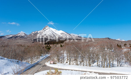 Image of snow chute trekking Kagami Oyama 97503772