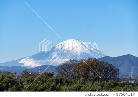 從神奈川看到初冬的富士山 從神奈川看到初冬的富士山 97504117