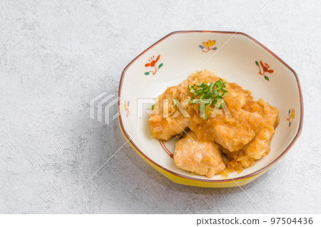 Grated chicken radish Grated chicken radish 97504436