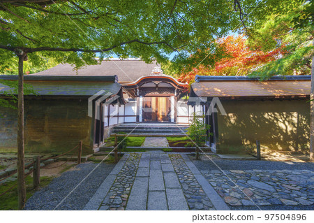 龍安寺禦使門紅葉季 龍安寺禦使門紅葉季 97504896