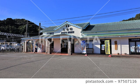 Koza Station (Kushimoto Town, Wakayama Prefecture) 97507116