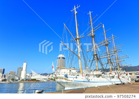 [Hyogo Prefecture] Sunny Meriken Park and Kaiwomaru 97508274