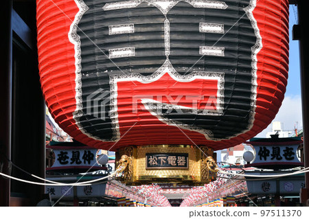Scenery of Asakusa Temple 97511370