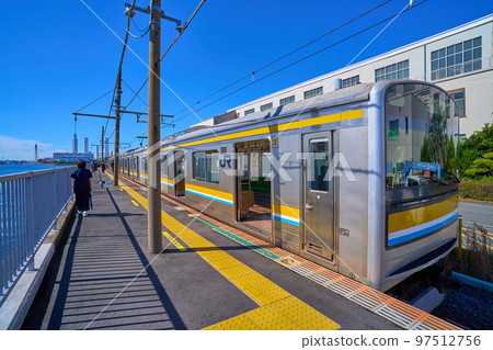 神奈川縣橫濱市鶴見區面向大海的海芝浦站 97512756