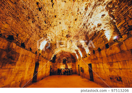 克羅地亞斯普利特戴克里先宮地下宮殿 克羅地亞斯普利特戴克里先宮地下宮殿 97513206