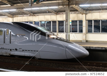 At Tokuyama Station on the Sanyo Shinkansen At Tokuyama Station on the Sanyo Shinkansen 97514652