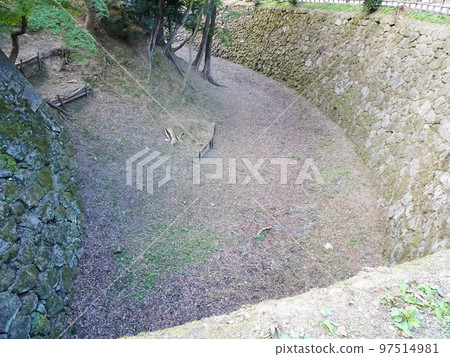 岡崎城護城河（愛知縣岡崎市） 2022 年 10 月 97514981