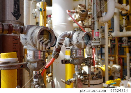 Pressure transmitter, and temperature transmitter for measurement and monitor data of oil and gas process. 97524814