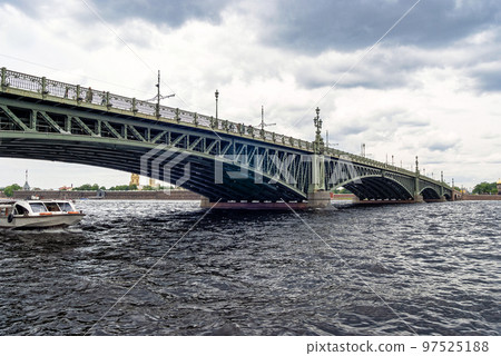 Troitskiy bridge - one of the bridges of St. Petersburg 97525188