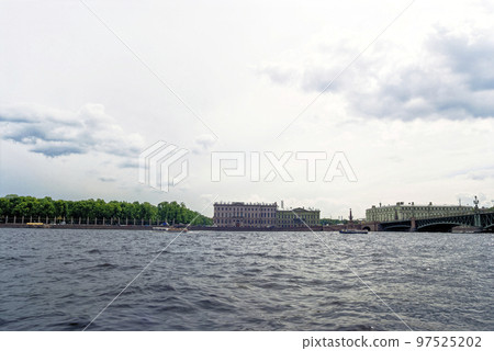 Troitskiy bridge - one of the bridges of St. Petersburg Troitskiy bridge - one of the bridges of St. Petersburg 97525202