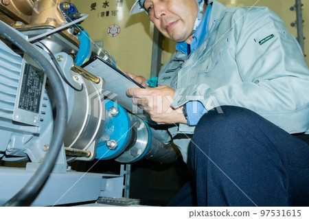 泵更換工作 97531615