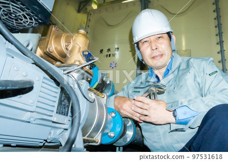 泵更換工作 97531618