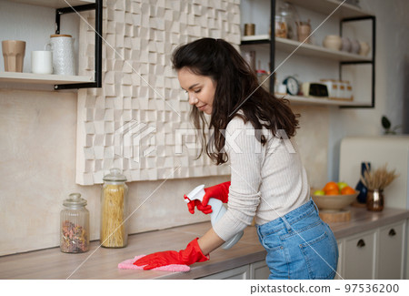 housewife rubber gloves