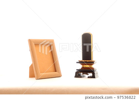 Portrait of the deceased placed by the window and mortuary tablet 3 97536822