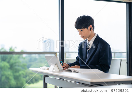 Online learning 97539201