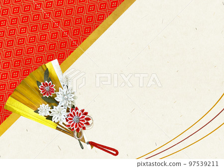 節日材料 帶有金扇和慶祝繩的傳統日本紙 97539211