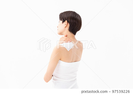 Woman applying poultice white background Woman applying poultice white background 97539226