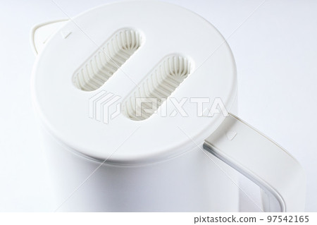 白色電熱水壺起來|鳥瞰圖 97542165