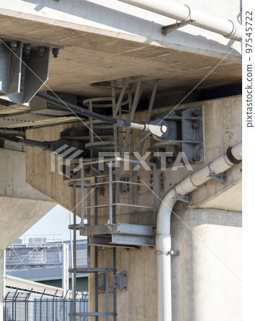 Viaduct seismic reinforcement device 97545722