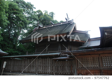 Yaigaki Shrine's "Main Hall" (Sagusa-cho, Matsue City, Shimane Prefecture) 97547762