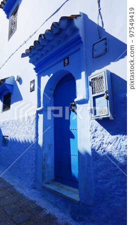 Morocco, a certain door in the blue city Chefchaouen [Morocco Chefchaouen] 97549419