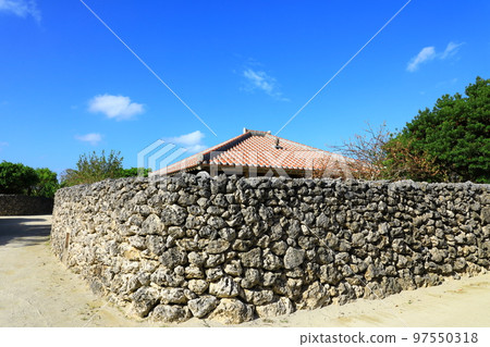 竹富島：紅瓦屋 97550318