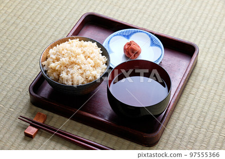 Meal of Japanese common people (Edo period style) 97555366