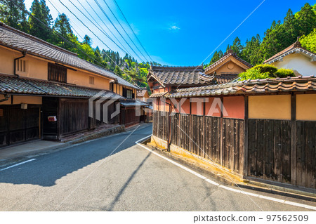 下谷的高橋成和町吹屋街景 97562509