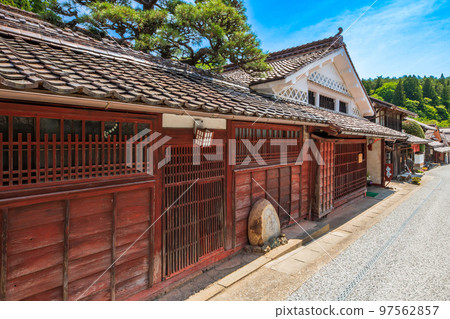 岡山縣高橋市成羽町吹屋街景 97562857