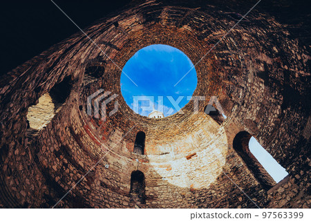 克羅地亞斯普利特戴克里先宮前庭圓頂 97563399