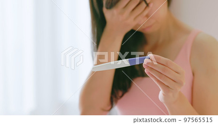 pregnancy test result 97565515