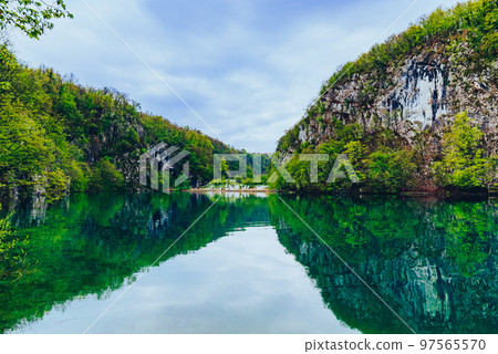 克羅地亞神秘的十六湖 97565570