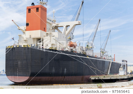 moored carrier 97565641