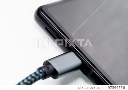 Scene to charge a smartphone 97566556